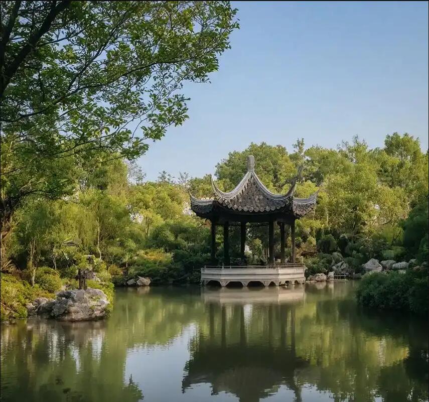 宜城心疼餐饮有限公司